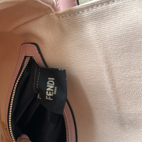 FENDI *NEW RARE* Baguette - Pink with cutout lettering crossbody strap &… - Picture 17 of 17